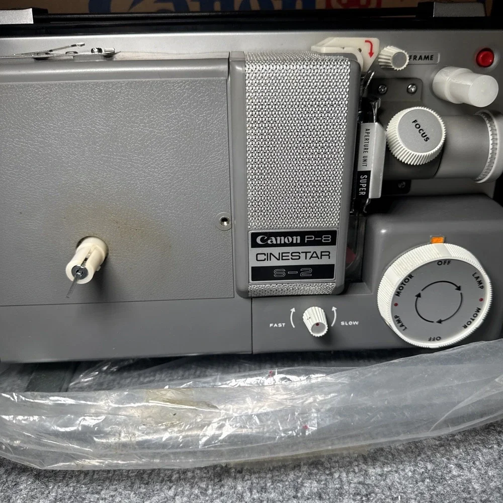 Canon P-8 Cine‎ Star S-2 w/Accessories & Box READ